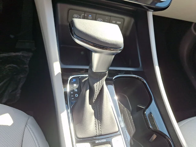 New 2026 Gray Hyundai SEL Premium image 11