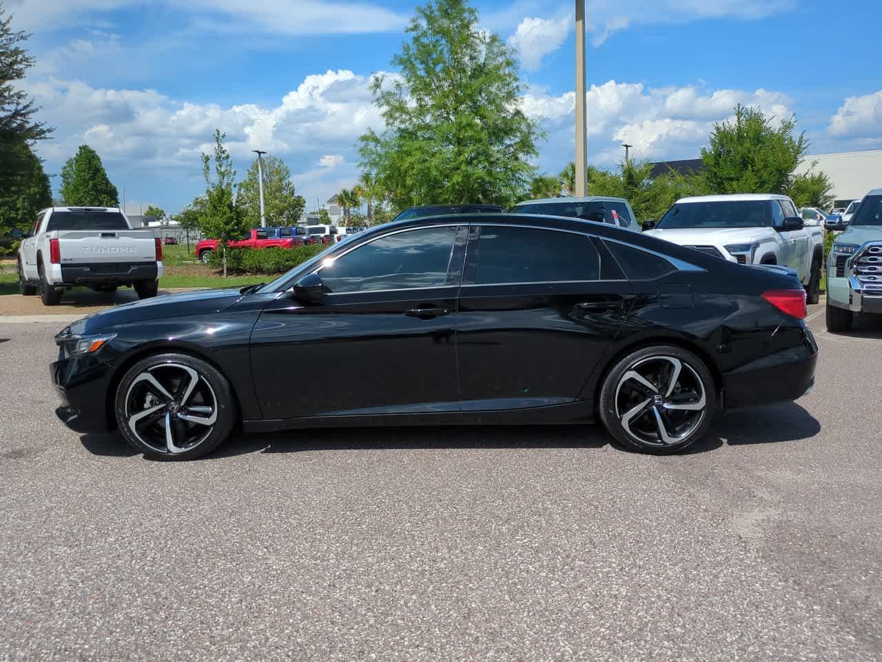 Used 2021 Crystal Black Pearl Honda Sport image 3