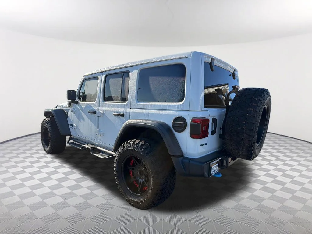 Used 2022 White/off-white Jeep Unlimited Rubicon 4xe image 7