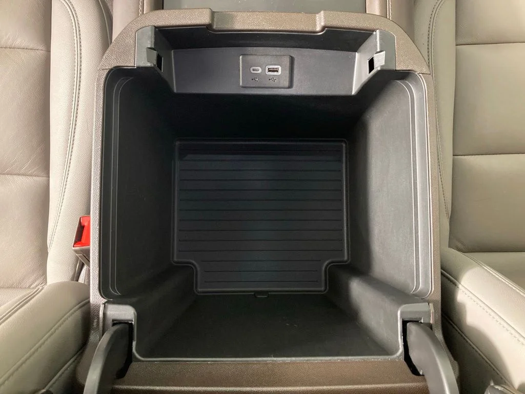 Used 2022 Gray Chevrolet Z71 image 14