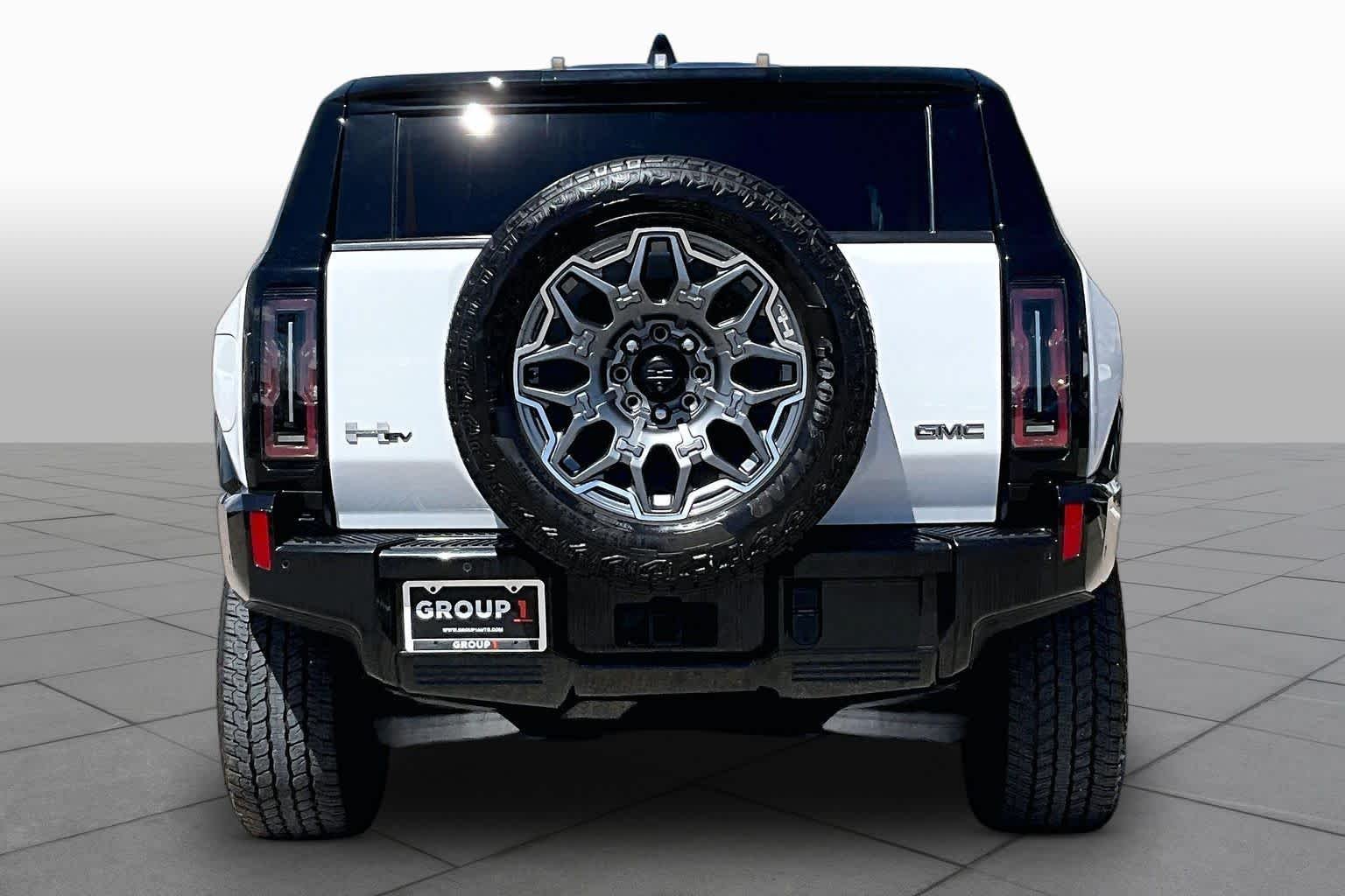 Used 2025 White GMC 3X image 4