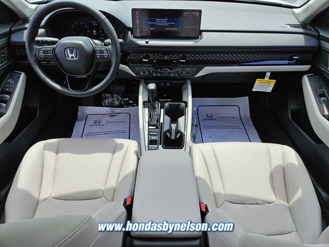 2025 Honda Accord Hybrid EX-L - Photo 8