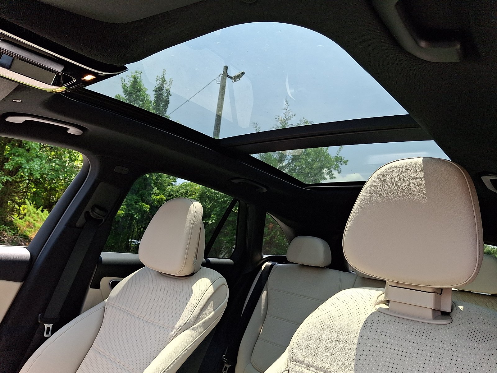 New 2026 Starling Blue Metallic Mercedes-Benz GLC 300 image 12
