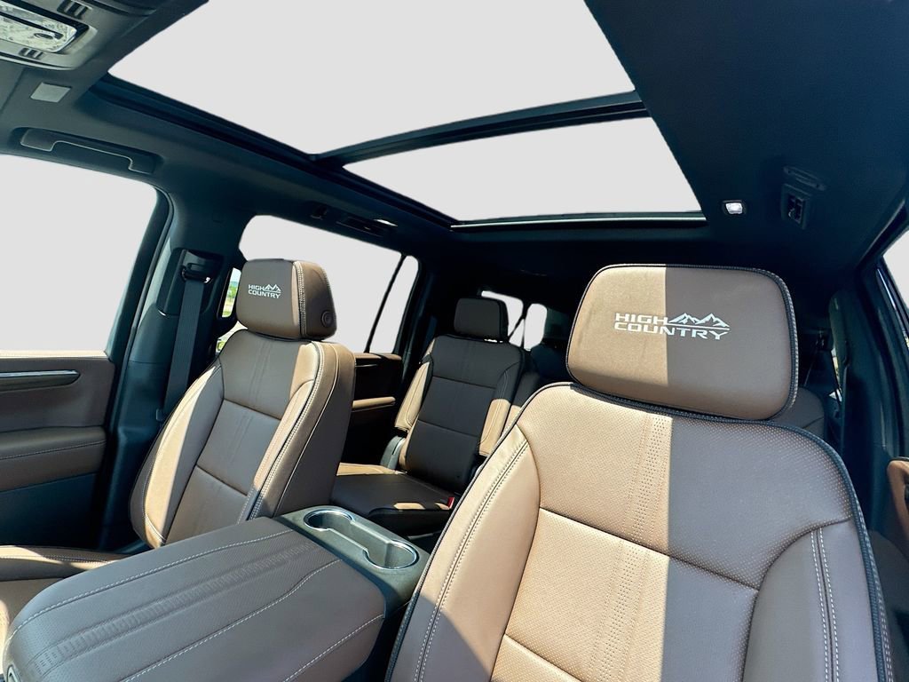 2026 Chevrolet Suburban High Country - Photo 23