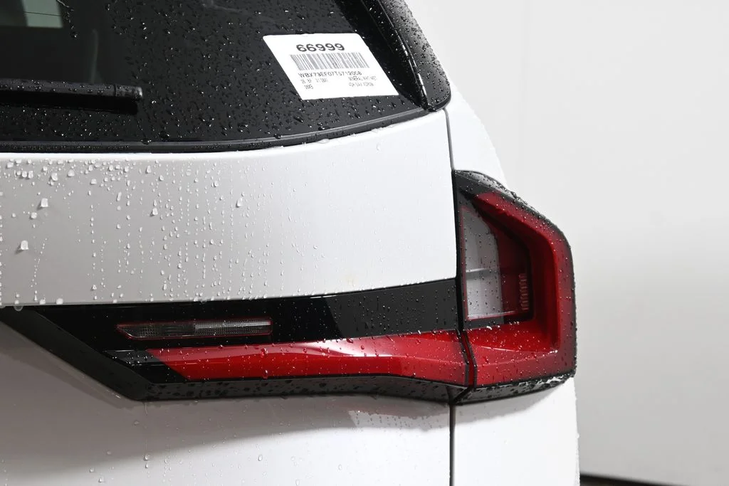 New 2026 White BMW xDrive28i image 13