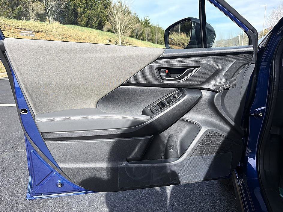 New 2026 SAPPHIRE BLUE PEARL Subaru Premium image 18