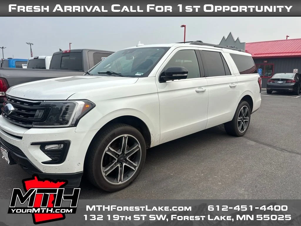 Used 2021 White Ford Limited image 1