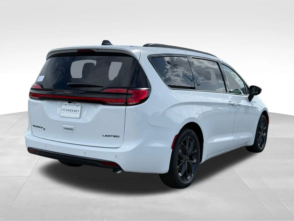 New 2027 Bright White Clear-Coat Exterior Paint Chrysler Limited image 27