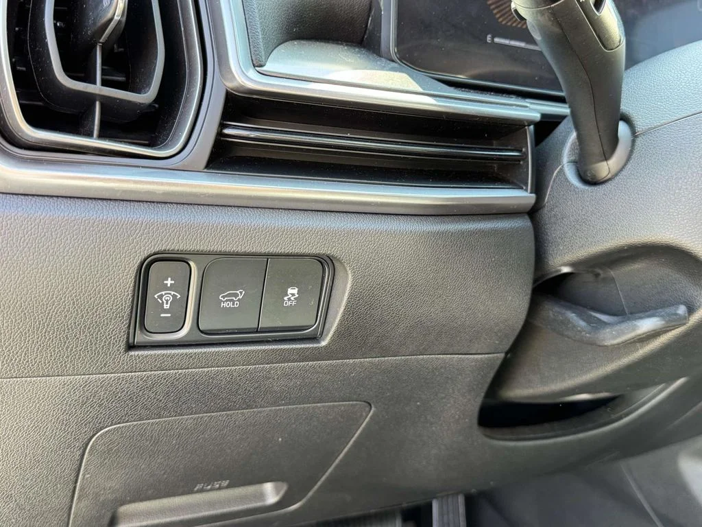 Used 2025 Gray Kia EX image 28