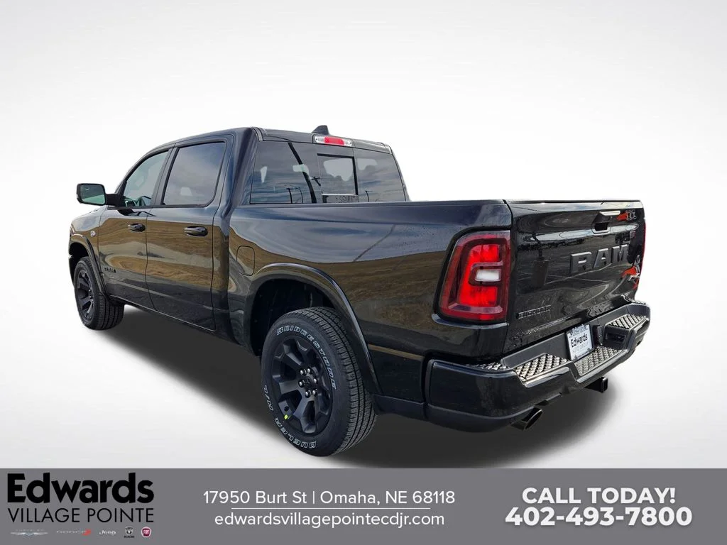 New 2026 Diamond Black Crystal Pearl-Coat Exterior Paint RAM Big Horn/Lone Star image 5