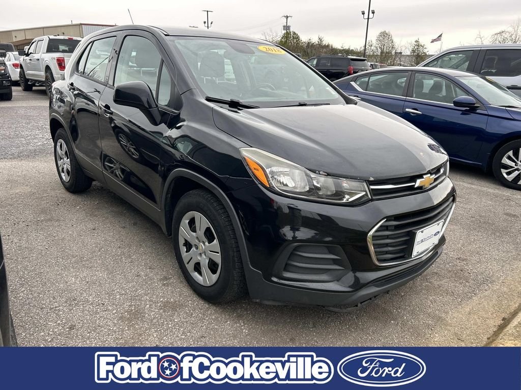 Used 2018 Chevrolet Trax LS with VIN 3GNCJKSB4JL262216 for sale in Cookeville, TN