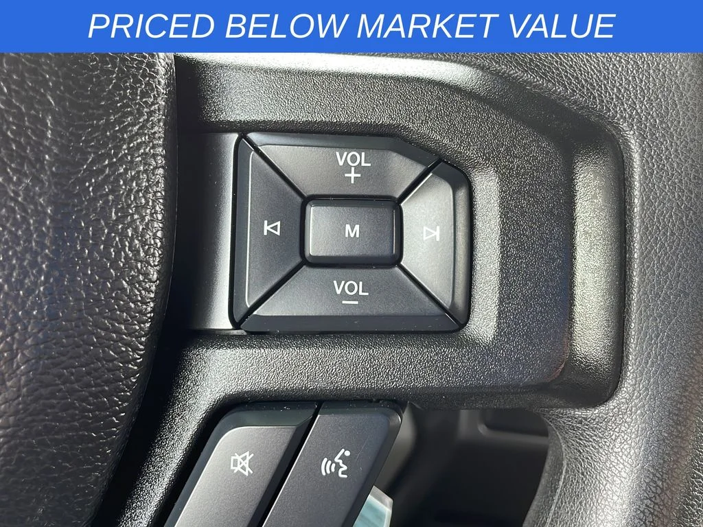 Used 2018 Red Ford XLT image 17