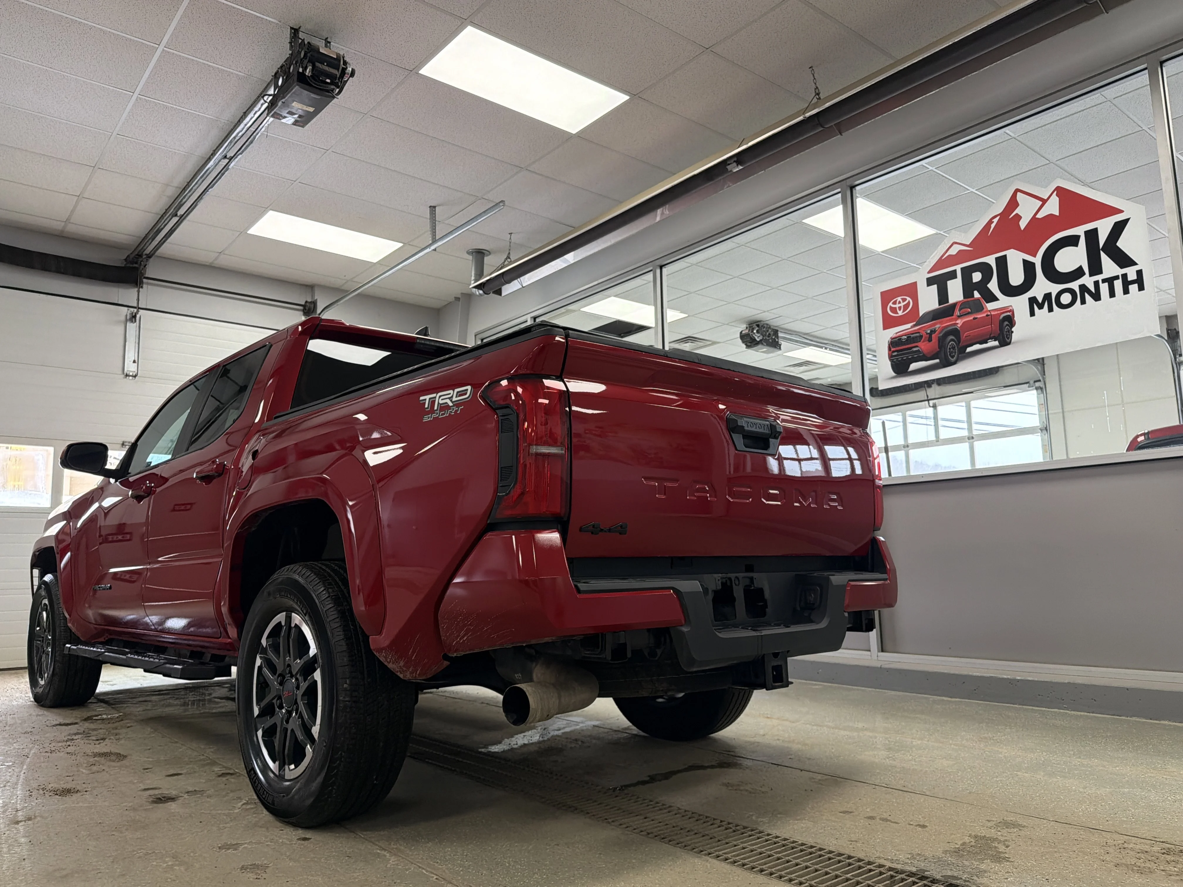 2024 Toyota Tacoma TRD Sport - Photo 48