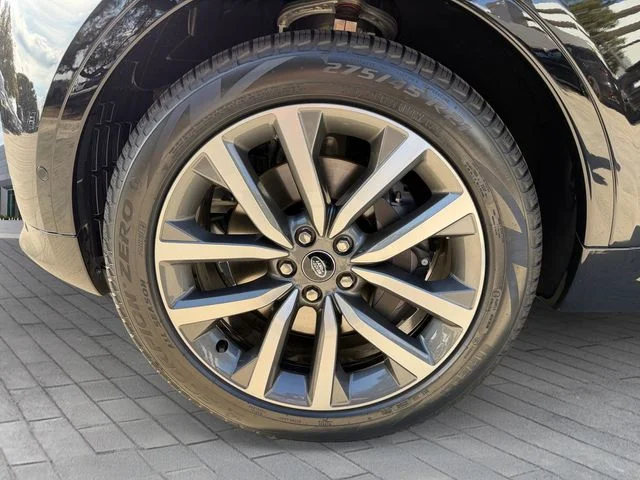 New 2026 Black Land Rover Gemini Edition image 9