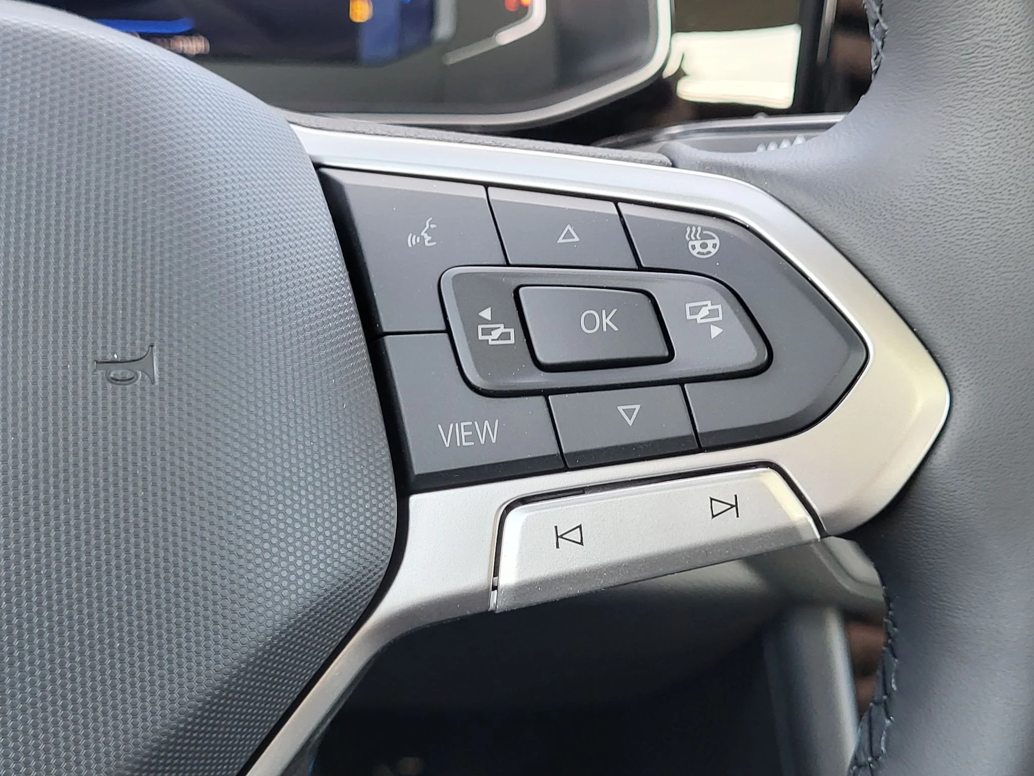 New 2026 Platinum Gray Metallic Volkswagen 1.5T SEL image 14