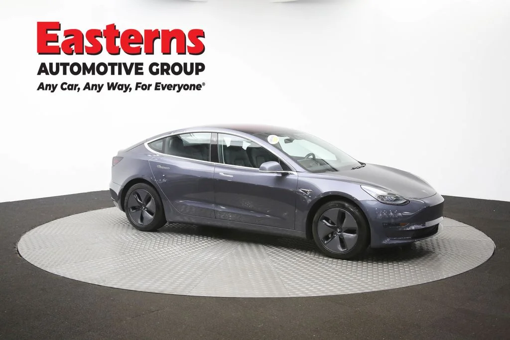 Used 2018 Gray Tesla Long Range image 44
