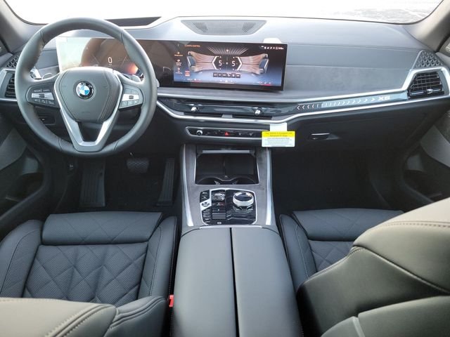 Used 2026 White BMW xDrive40i image 12