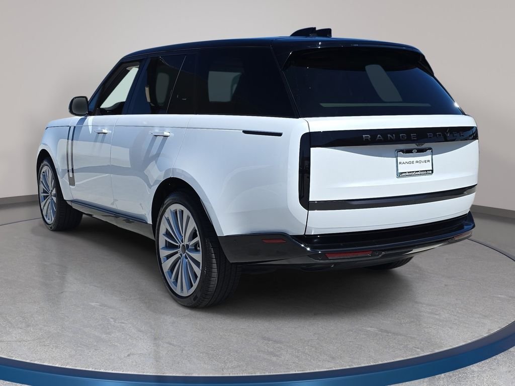 New 2026 Ostuni Pearl White Land Rover SE image 7