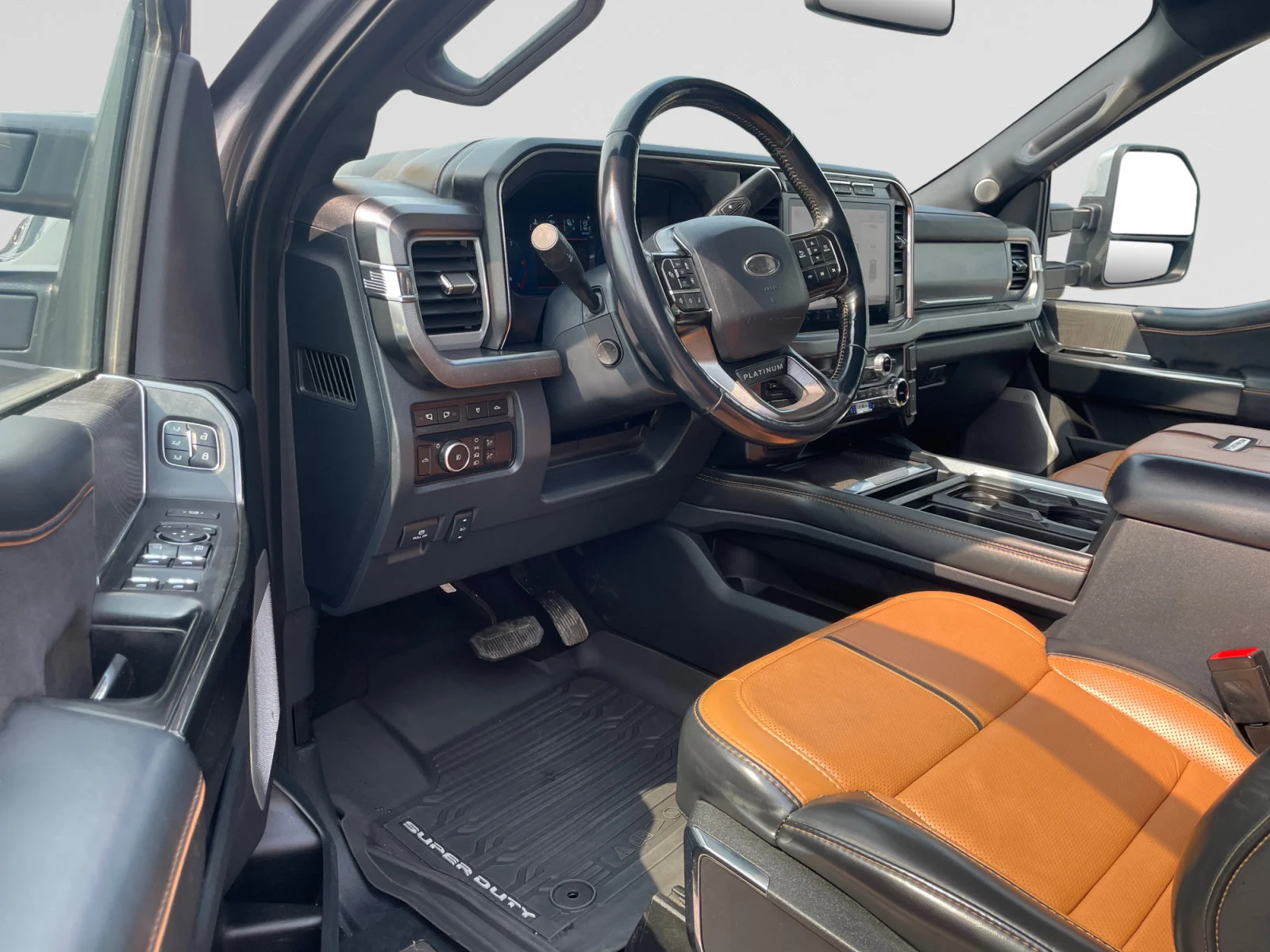 Used 2024 GRAY Ford PLATINUM SuperCrew image 13