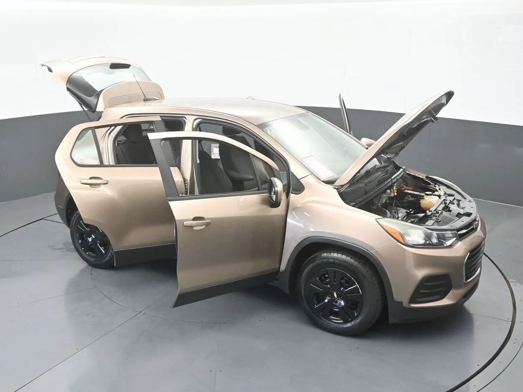 Used 2018 Sandy Ridge Metallic Chevrolet LS image 66