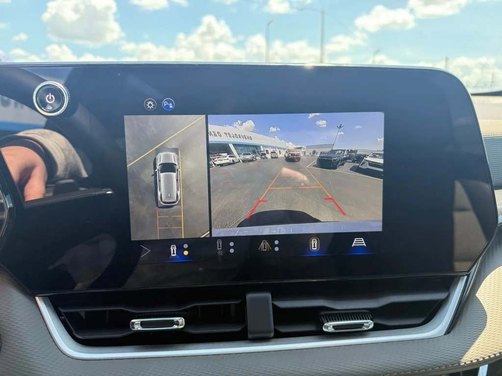 2026 Chevrolet Equinox LT - Photo 23