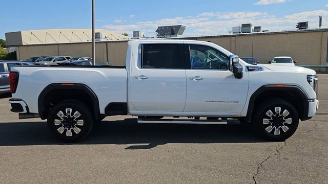 2024 GMC Sierra 3500HD Denali - Photo 9
