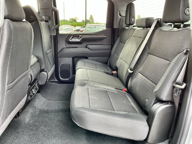 2026 Chevrolet Silverado 1500 photo 26 of 35