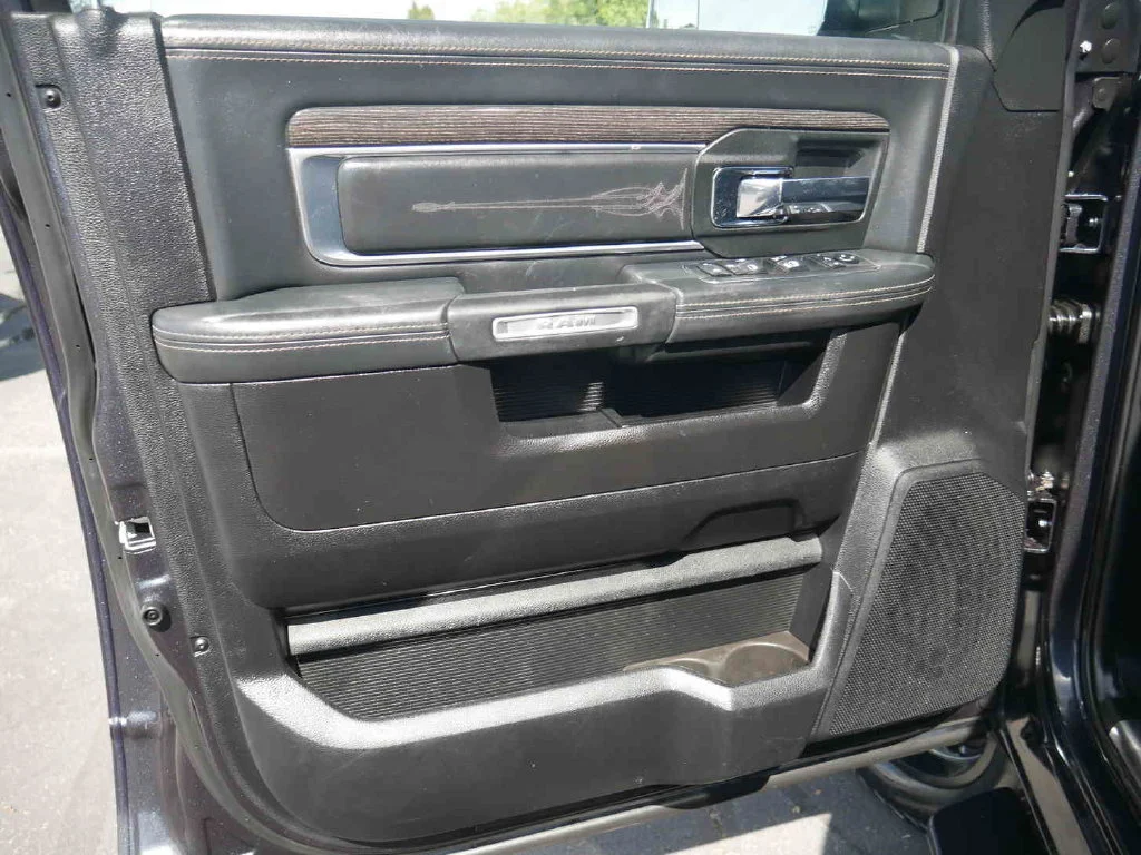 Used 2018 Gray Ram Laramie Longhorn image 30