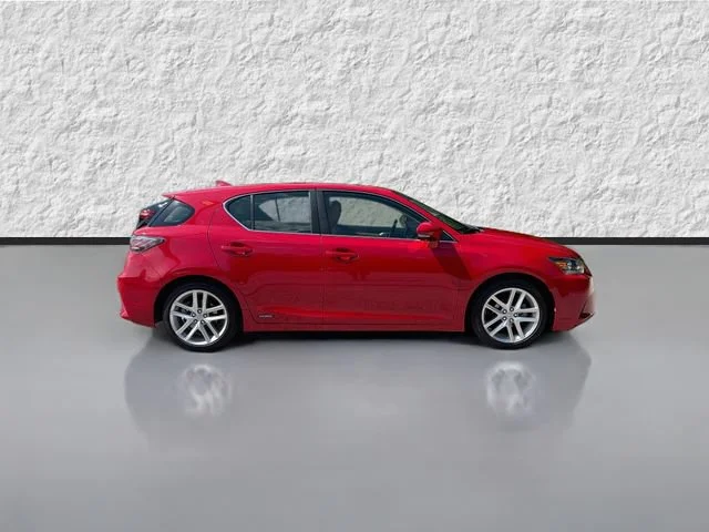 Used 2014 Red Line Lexus Hybrid image 2