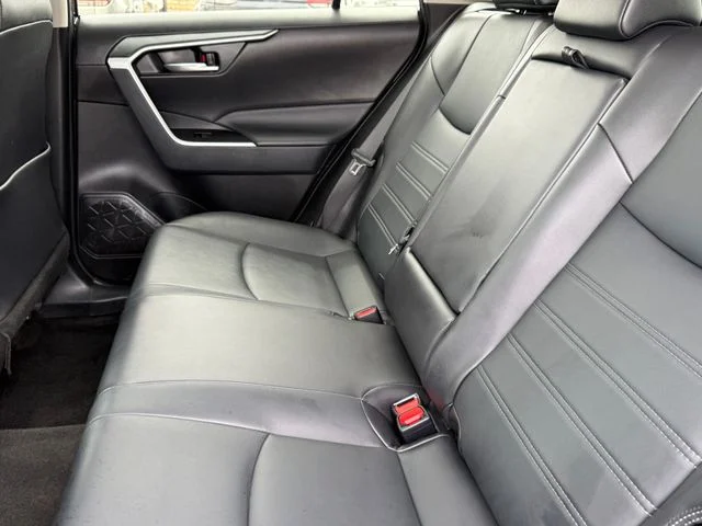 Certified Used 2024  Toyota XLE Premium image 23