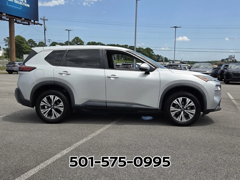 Used 2022 Brilliant Silver Metallic NISSAN AWD SV image 6