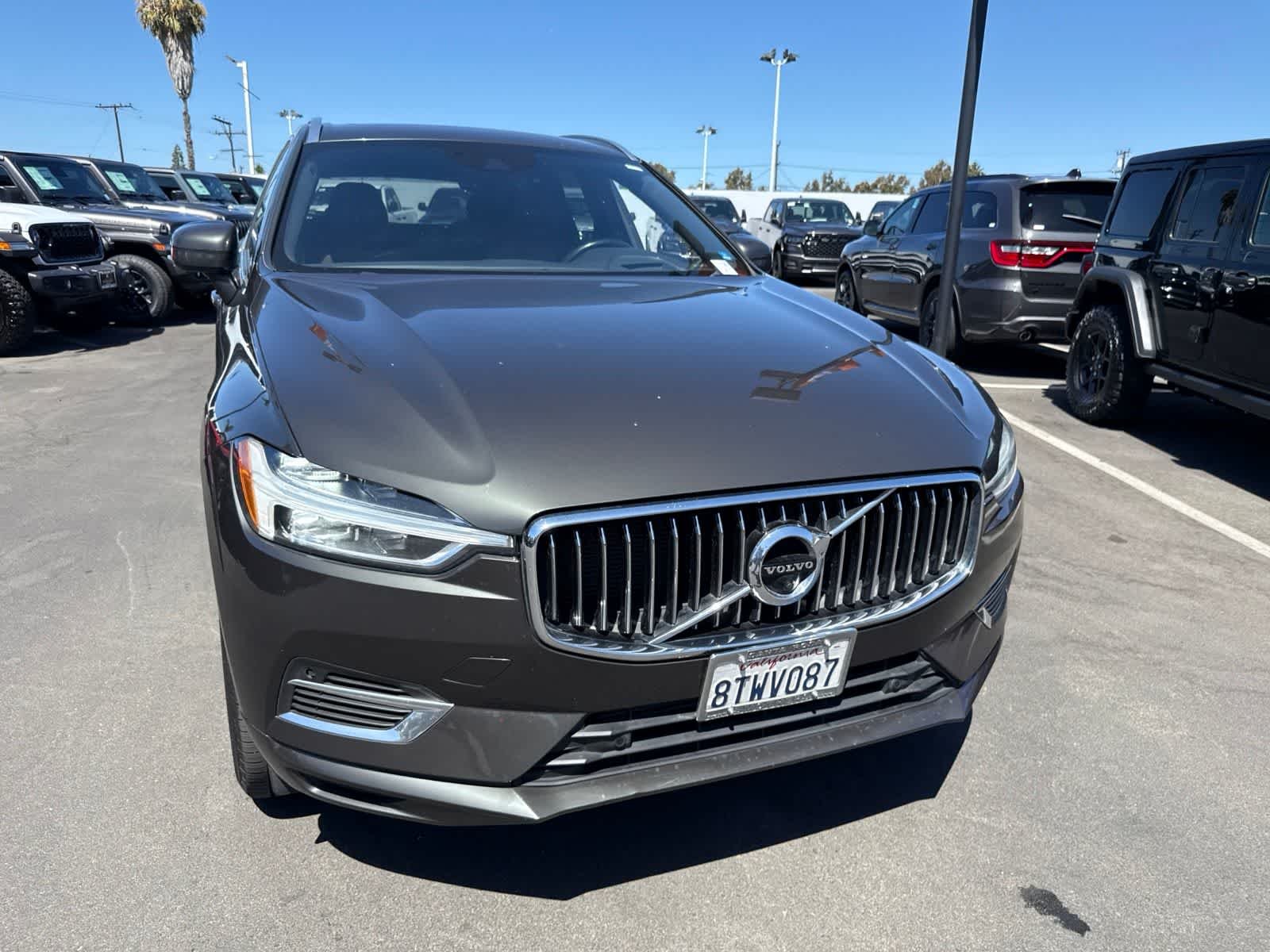 Used 2021 Gray Volvo Inscription image 8