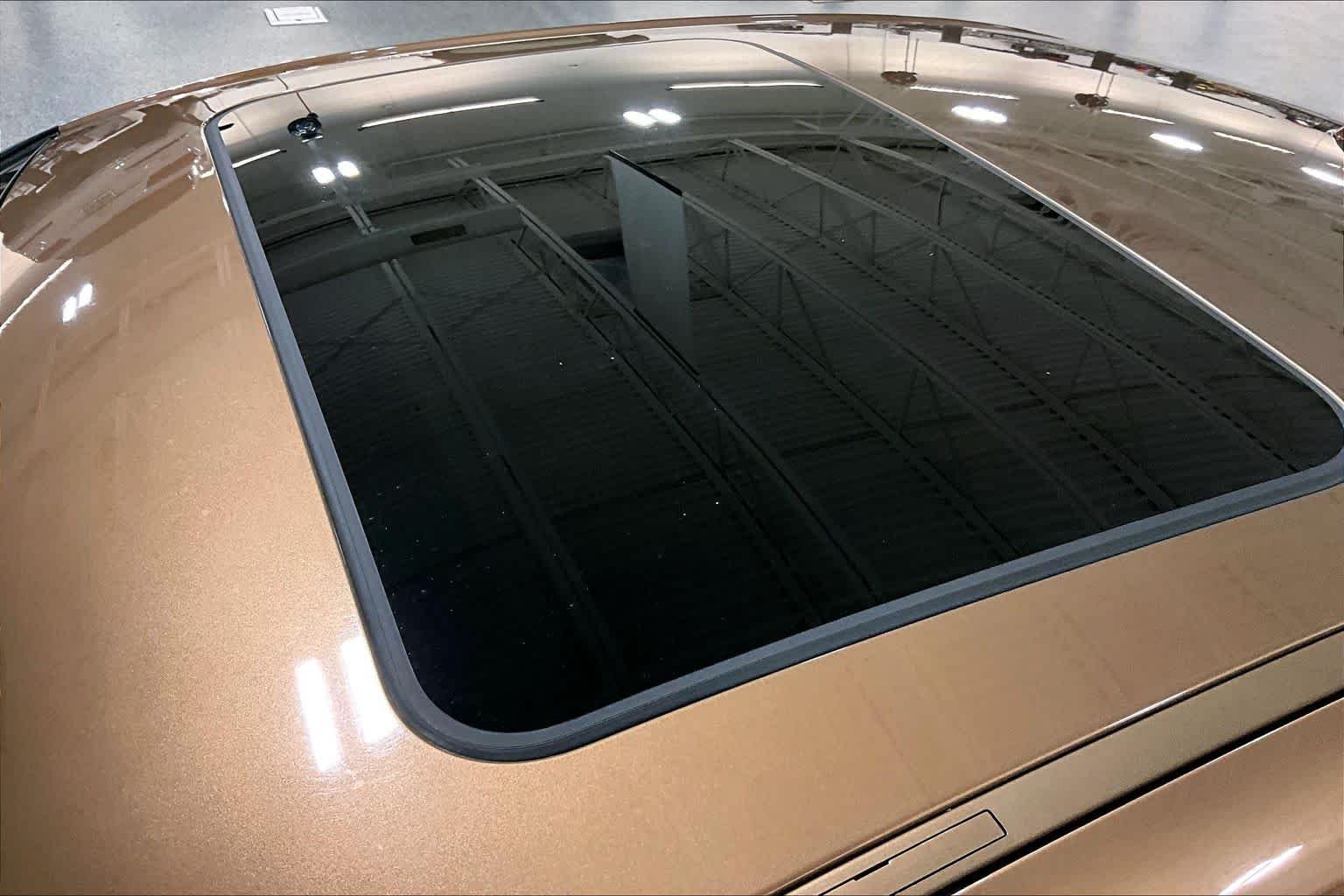 Used 2019 Vermont Bronze Metallic BMW 330i xDrive image 15