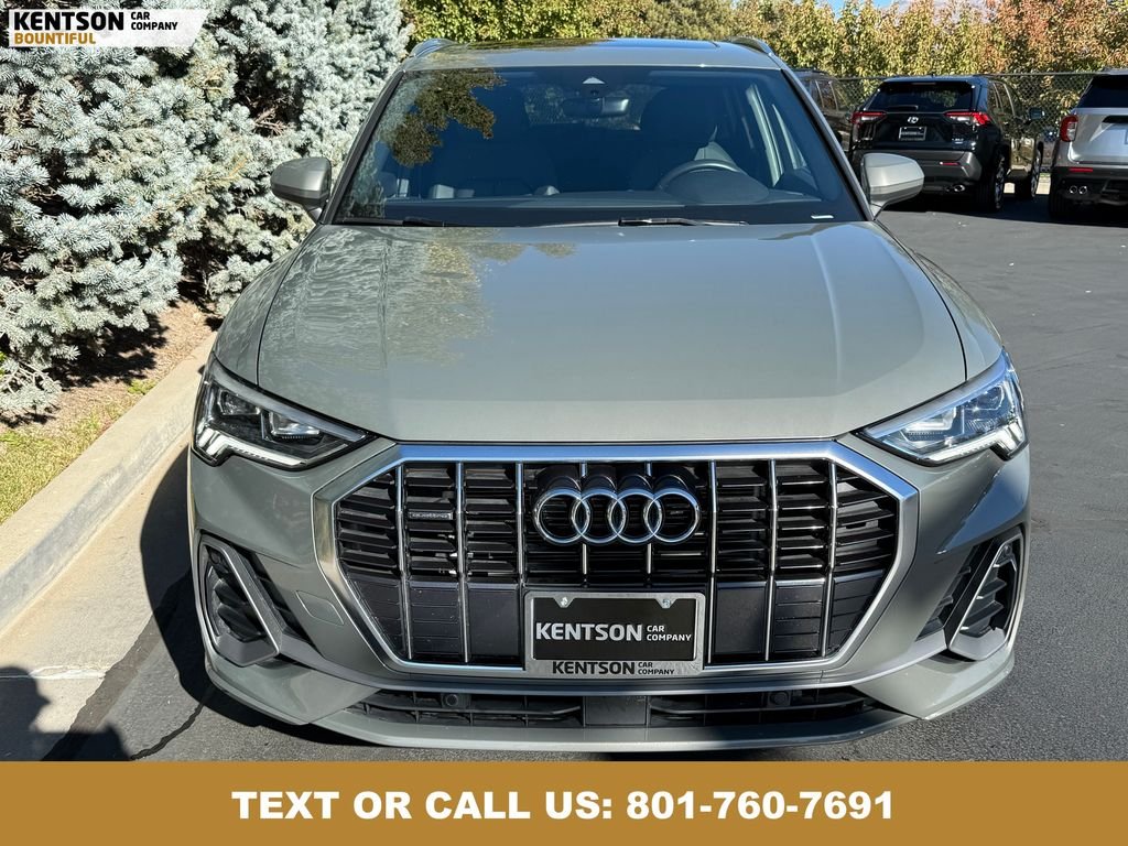 2025 Audi Q3 S line Premium photo 2