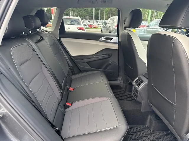 New 2026 Platinum Gray Metallic Volkswagen SE image 11