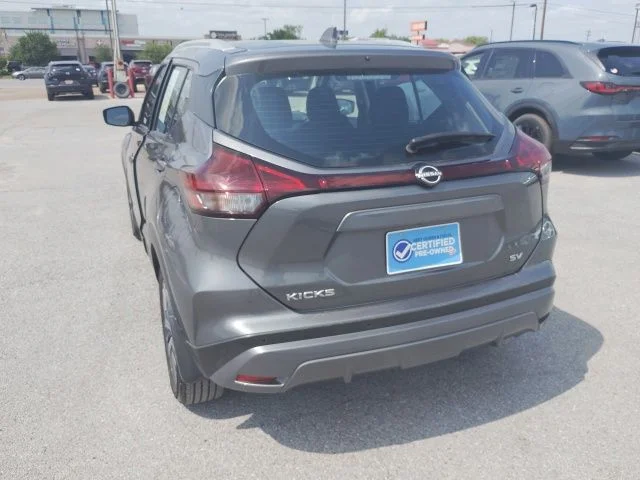 Used 2024 Gray Nissan SV image 4