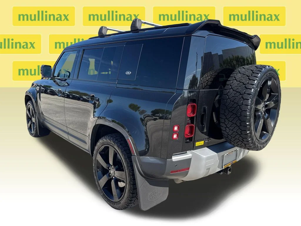 Used 2020  Land Rover HSE image 10