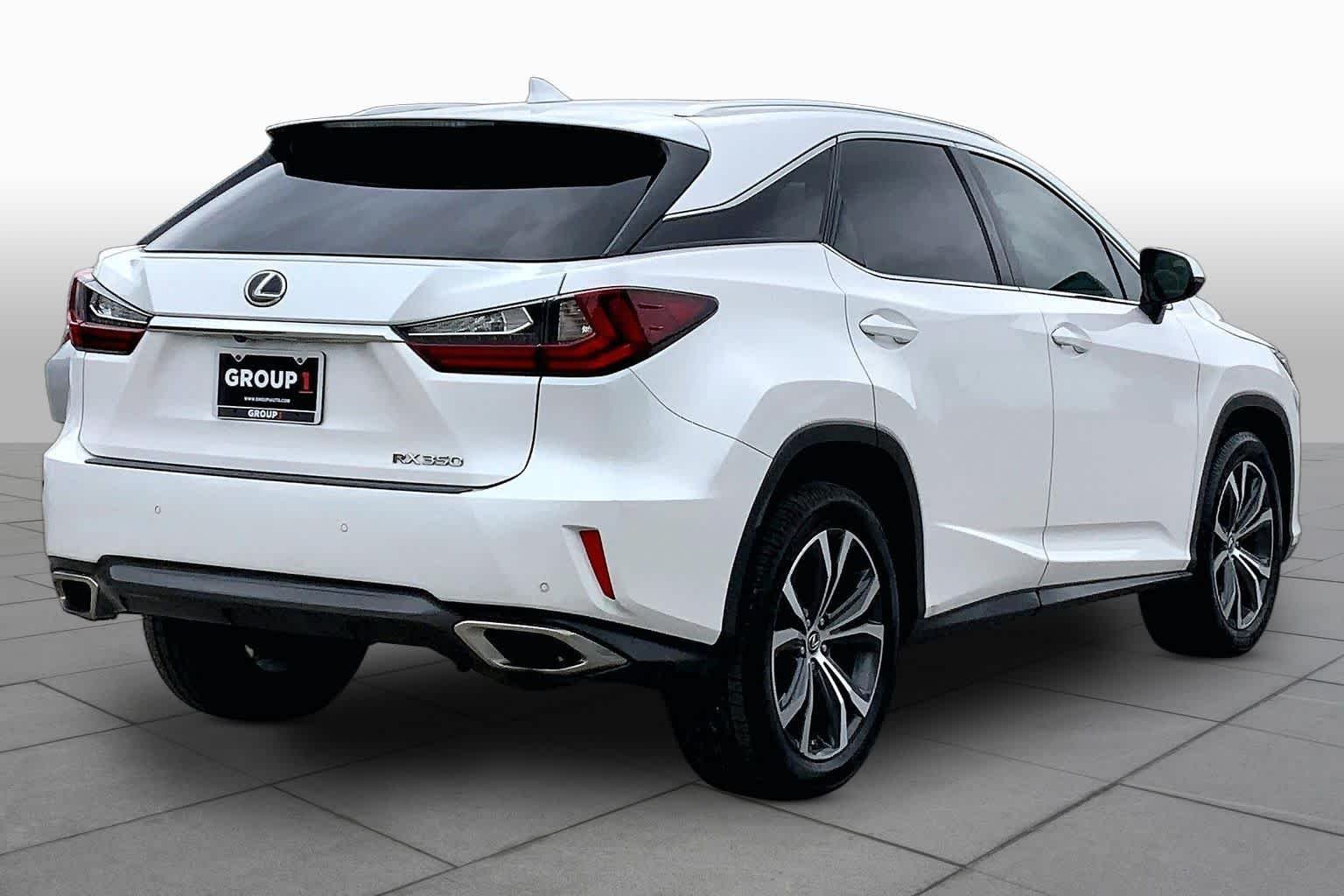 Used 2019 Eminent White Pearl Lexus  image 12