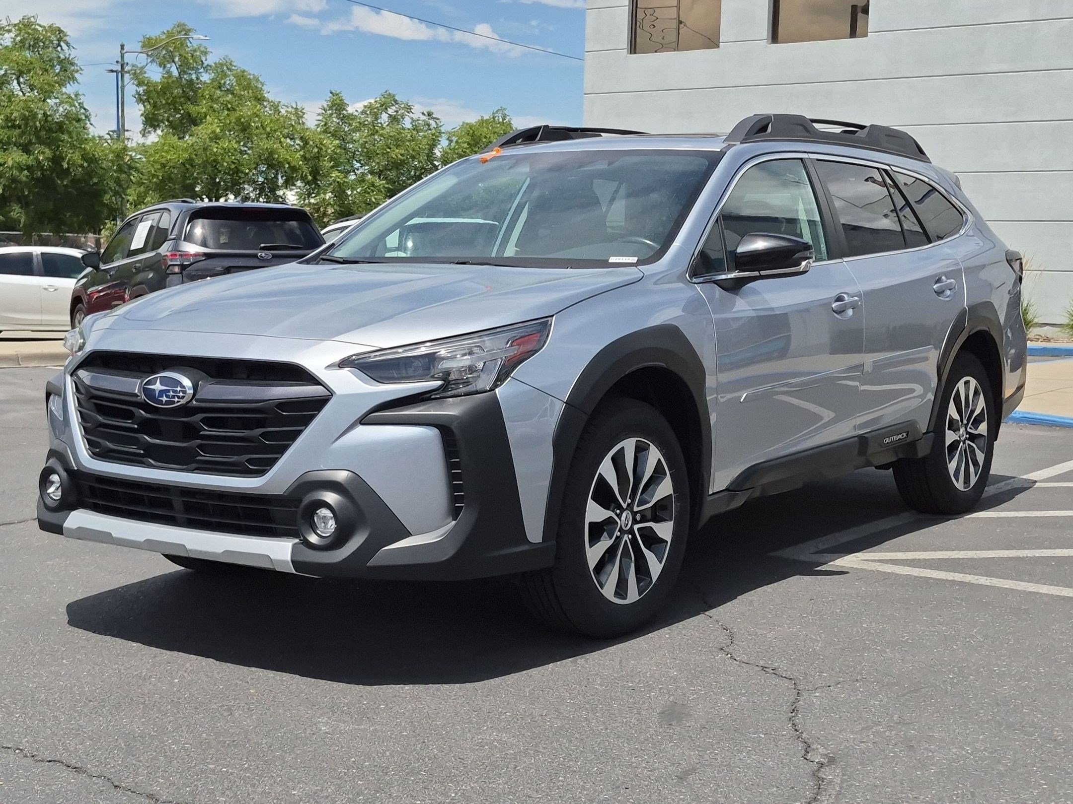 Used 2023 Ice Silver Metallic Subaru Limited XT image 8