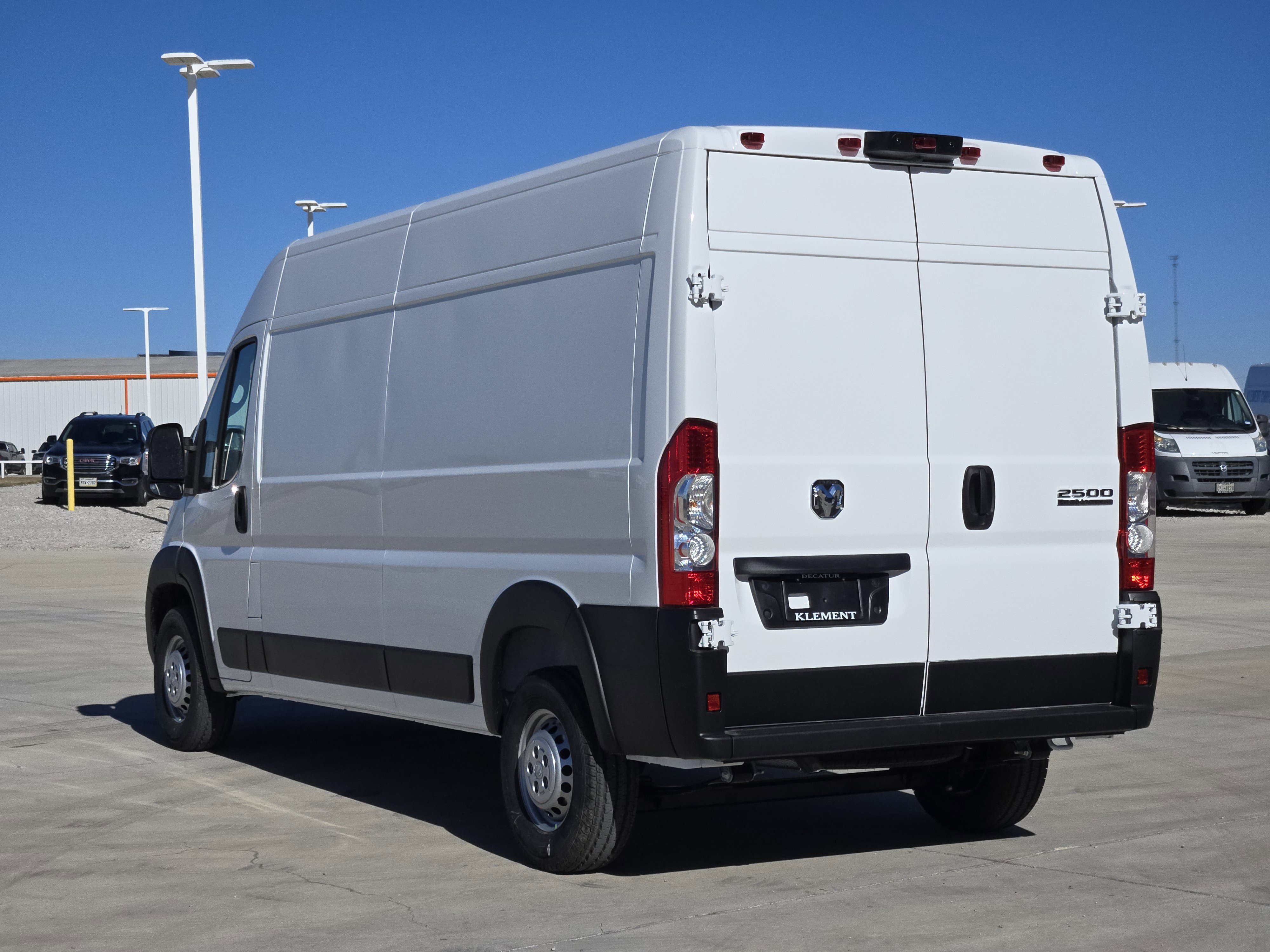 New 2026 Bright White Clear-Coat Exterior Paint RAM Tradesman image 3