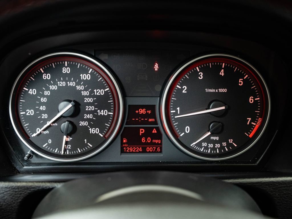 Used 2014 Alpine White BMW xDrive28i image 29
