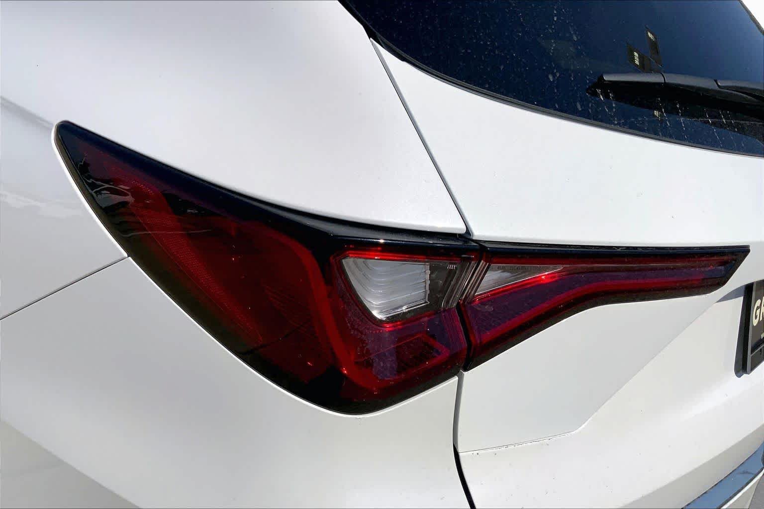Used 2026 Platinum White Pearl Acura w/Technology Package image 28