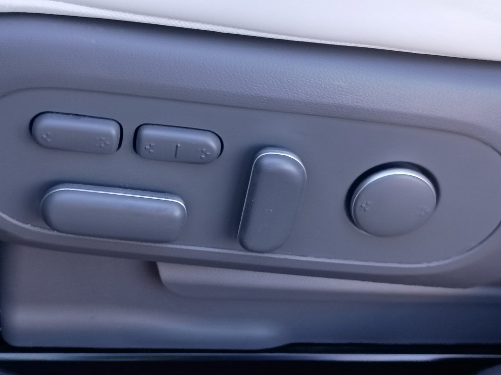 Certified Used 2024 Gray Hyundai Limited image 21