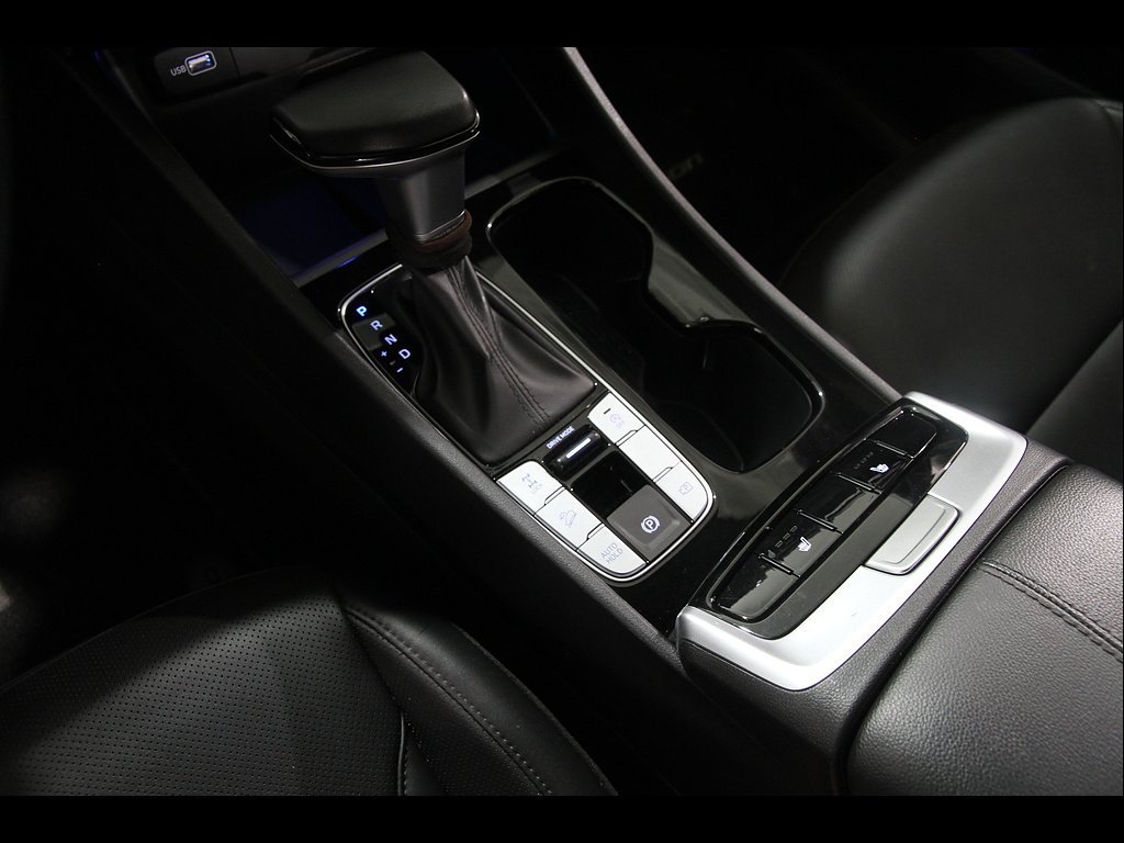 Certified Used 2024 Deep Sea Metallic Hyundai XRT image 15