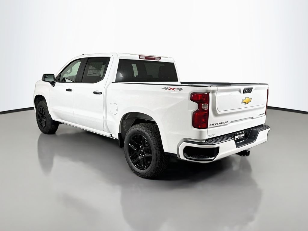New 2026 Summit White Chevrolet Custom image 5