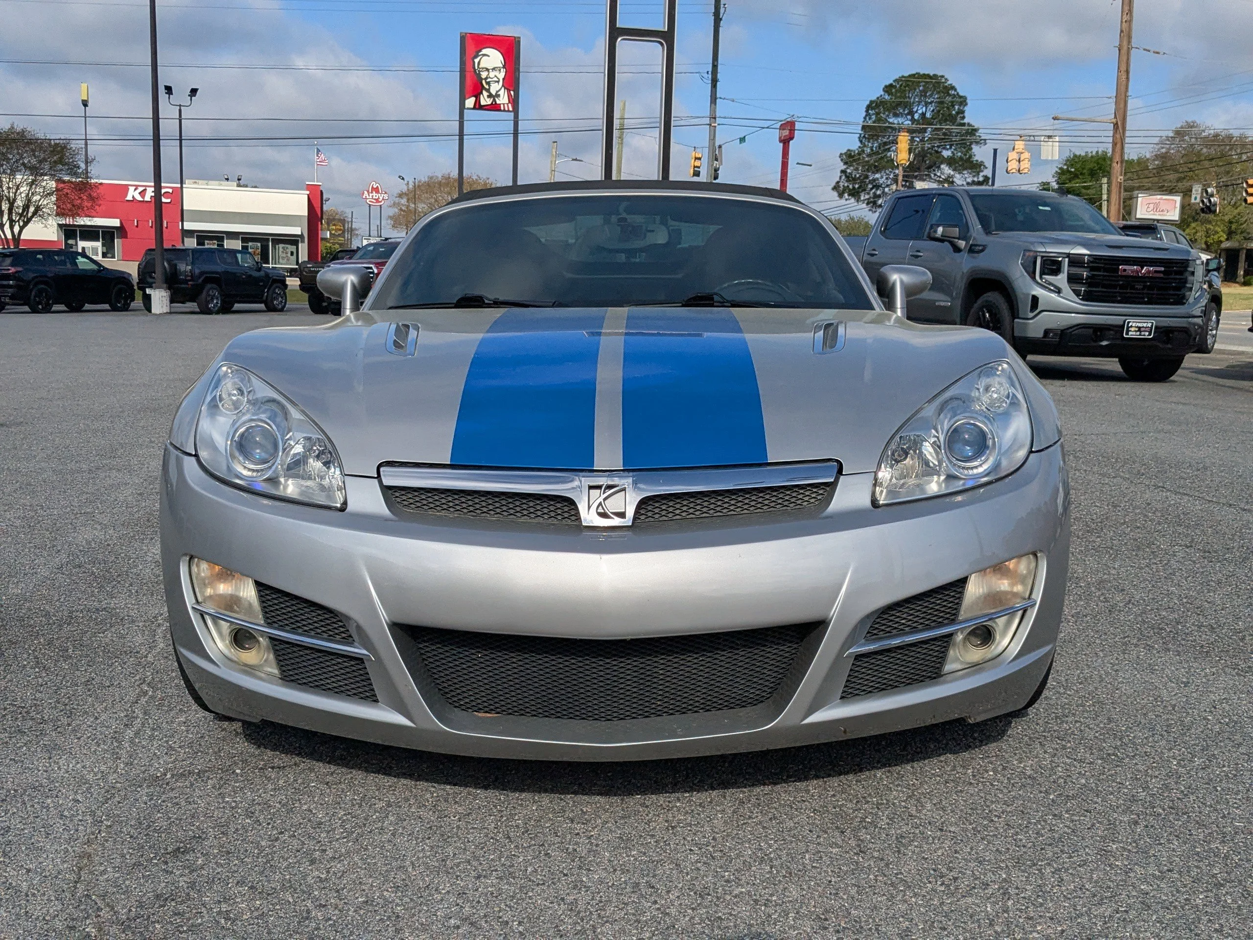 2008 Saturn Sky Roadster - Photo 9