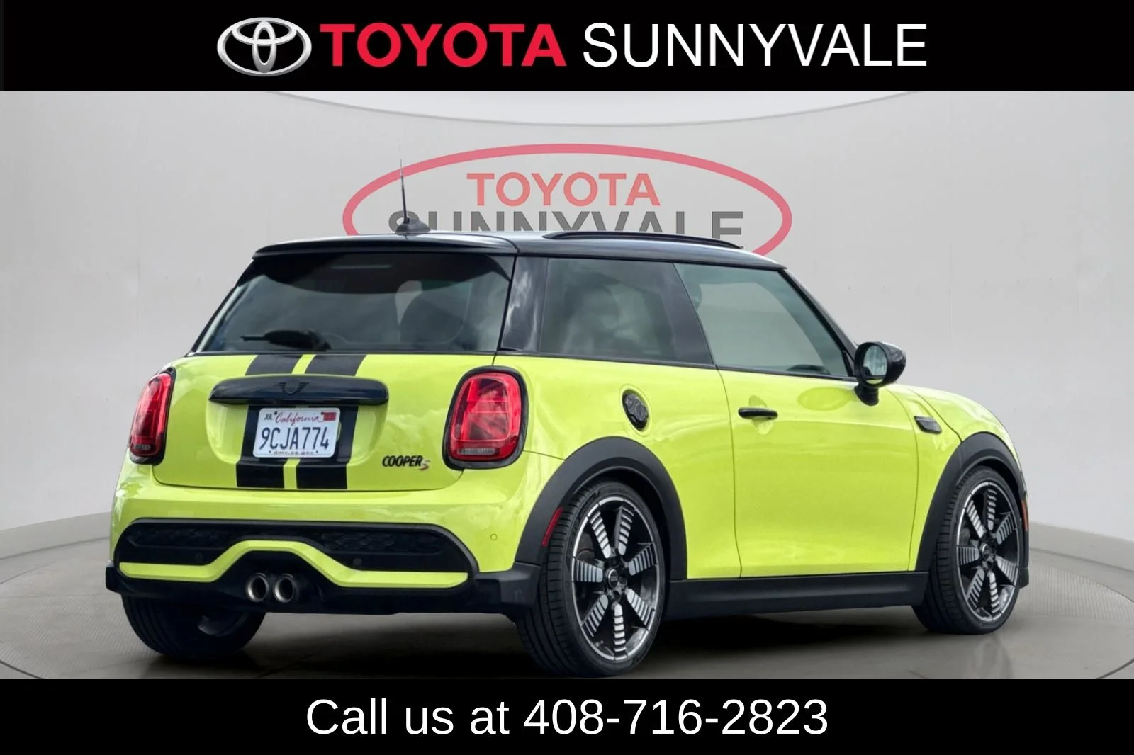 Used 2023 Yellow MINI Iconic image 3