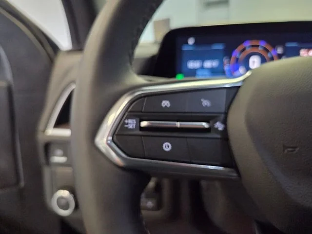 Used 2025 Gray Chevrolet Premier image 26