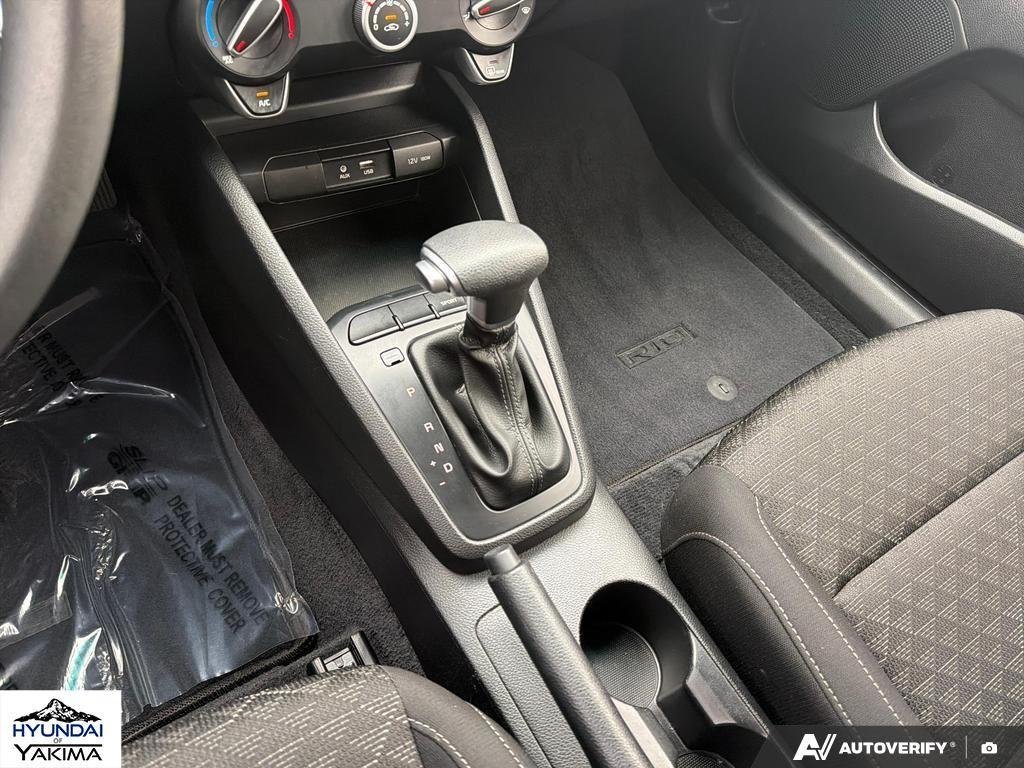 Used 2019  KIA S image 18