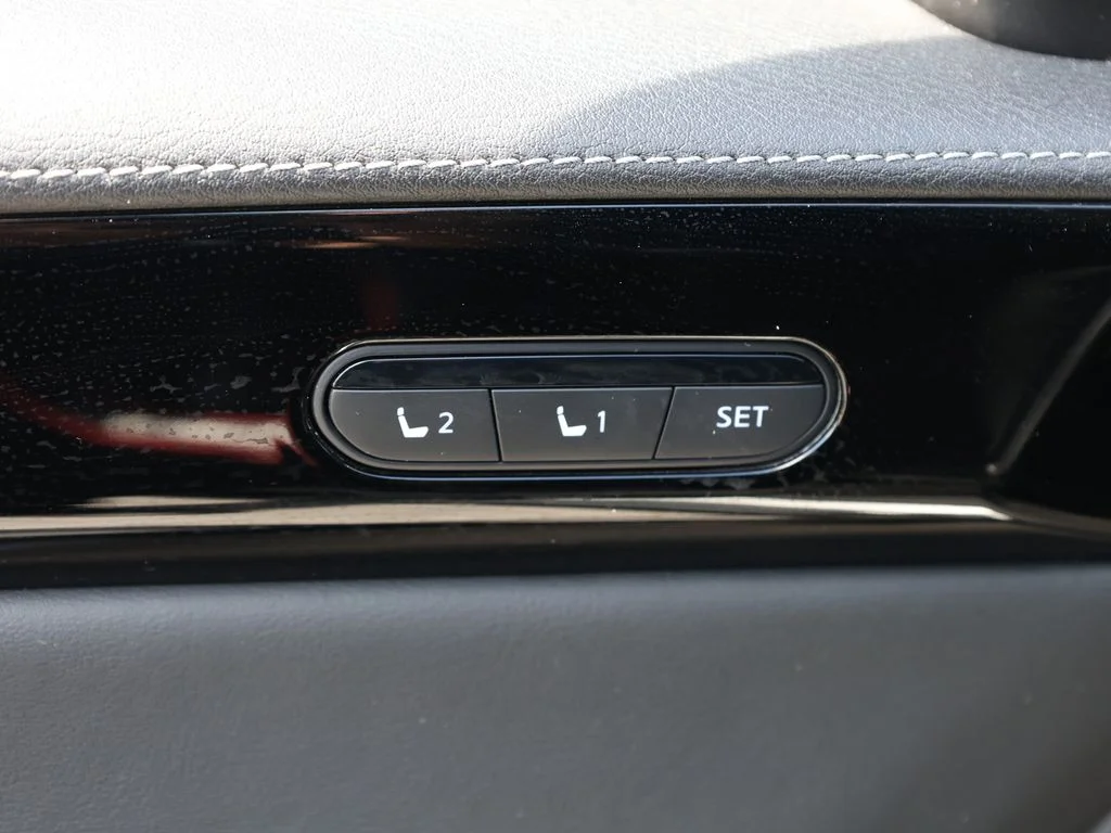 Certified Used 2023 Gray INFINITI PURE image 13